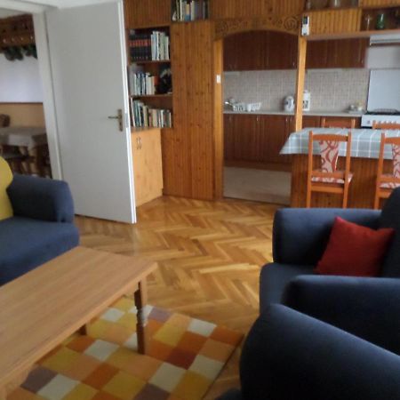 Szabadido Vendeghaz Apartment Révfülöp Exterior foto